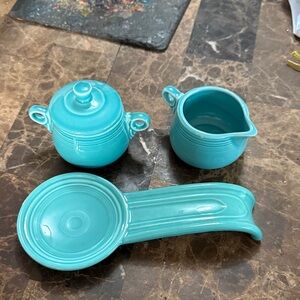 Fiesta Ware Turquoise Creamer & Sugar Bowl w/Lid + Spoon Rest HLCo Fiesta USA